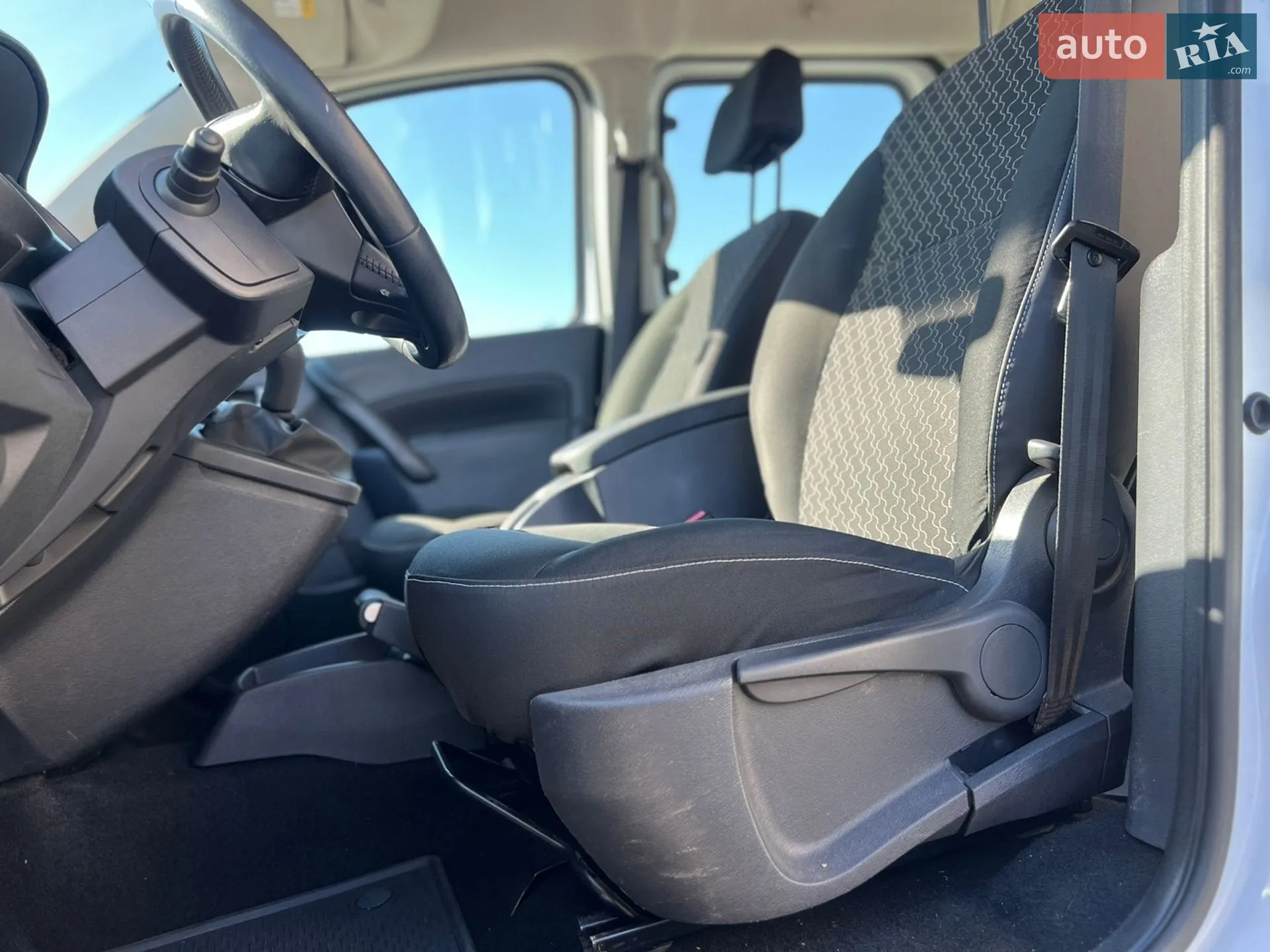 2014 Renault Kangoo - мініатюра 25