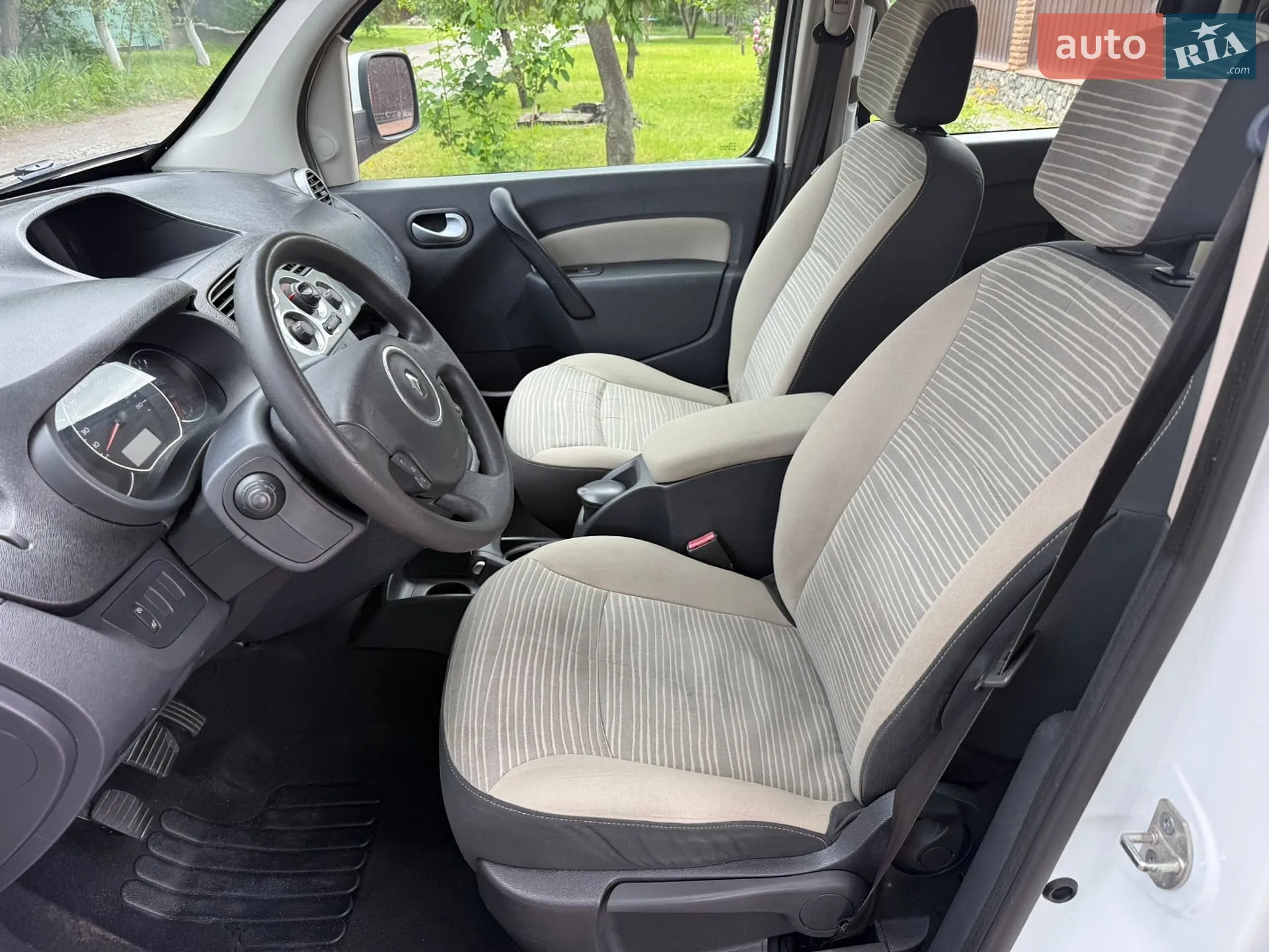2012 Renault Kangoo - мініатюра 42
