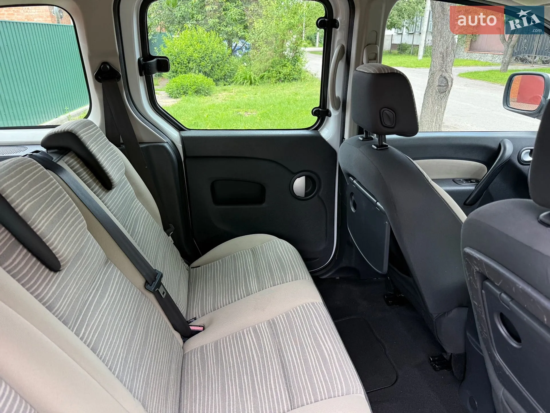 2012 Renault Kangoo - мініатюра 60