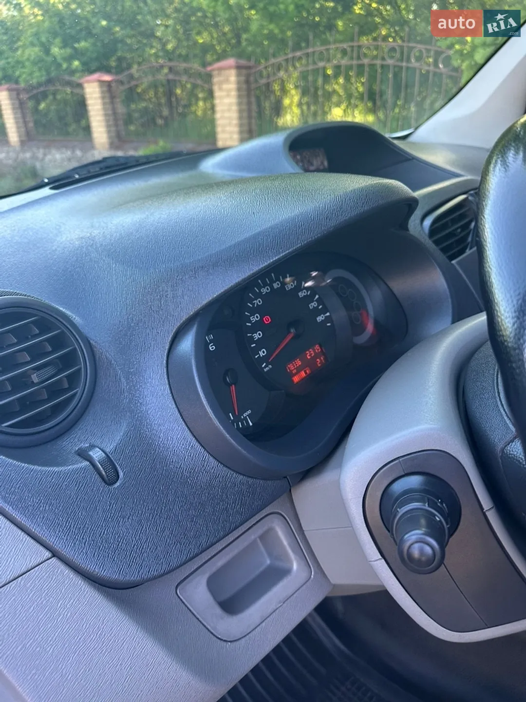 2011 Renault Kangoo - мініатюра 23