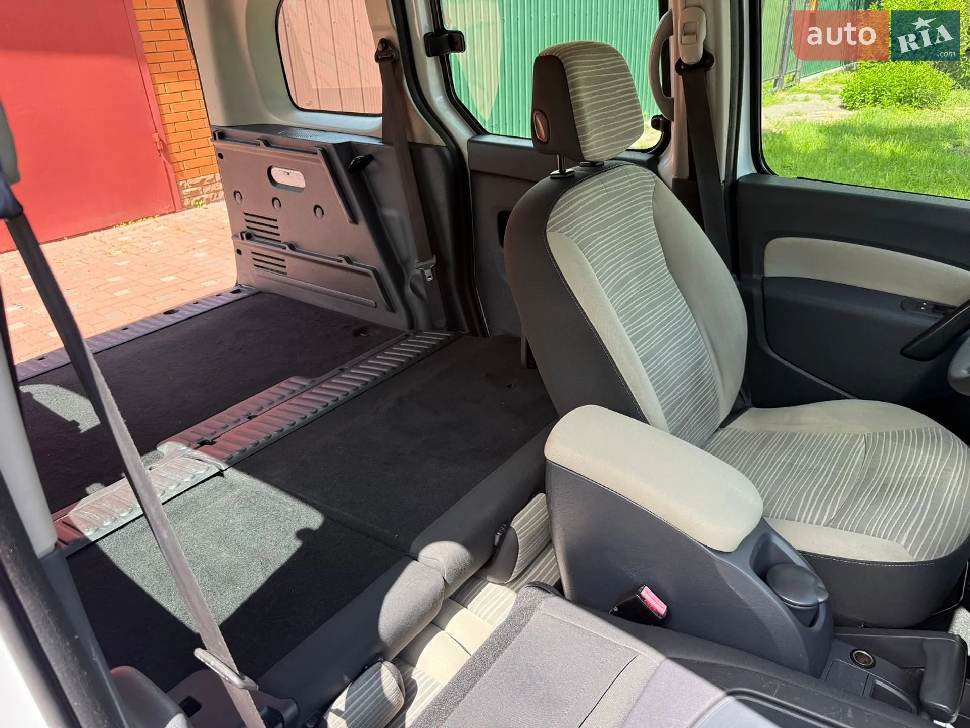 2012 Renault Kangoo - мініатюра 89