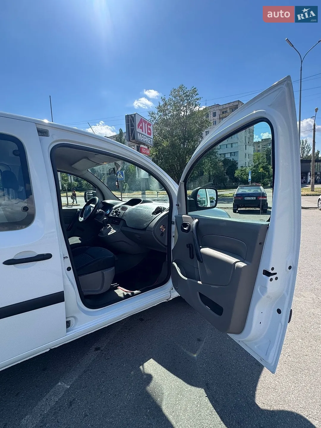2010 Renault Kangoo - мініатюра 12