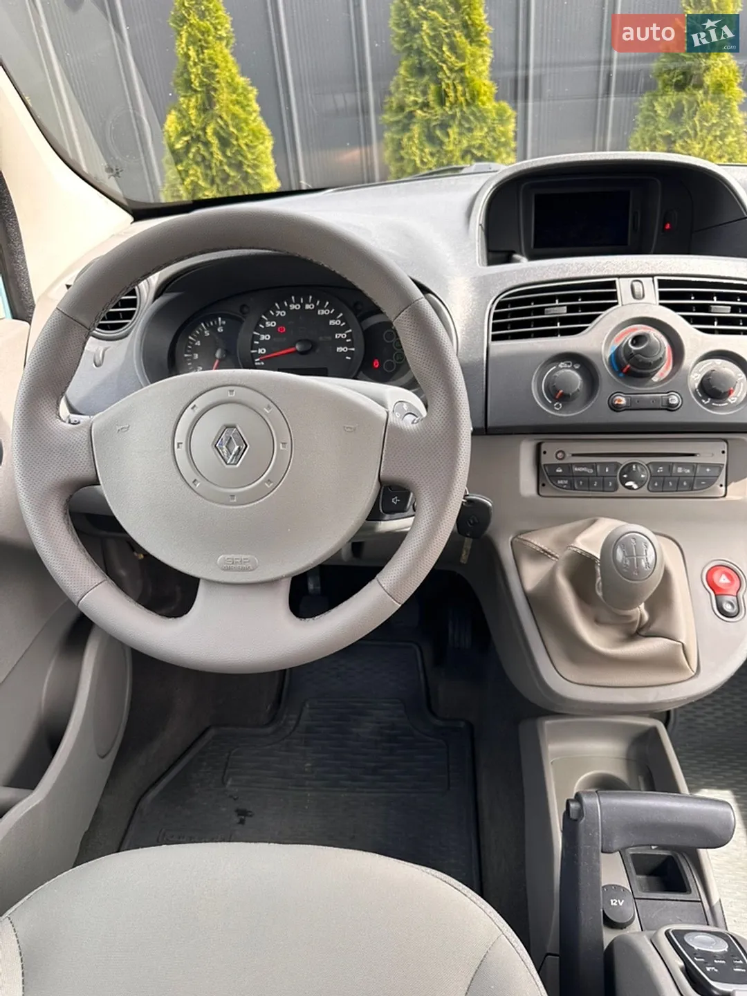 2010 Renault Kangoo - мініатюра 18