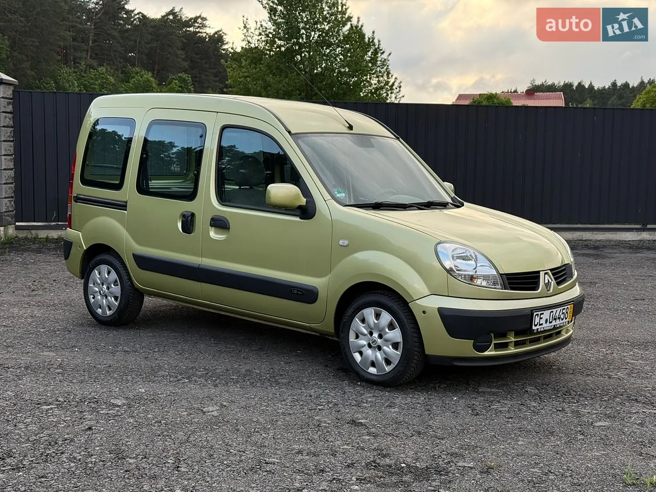 2011 Dacia Logan - мініатюра 23