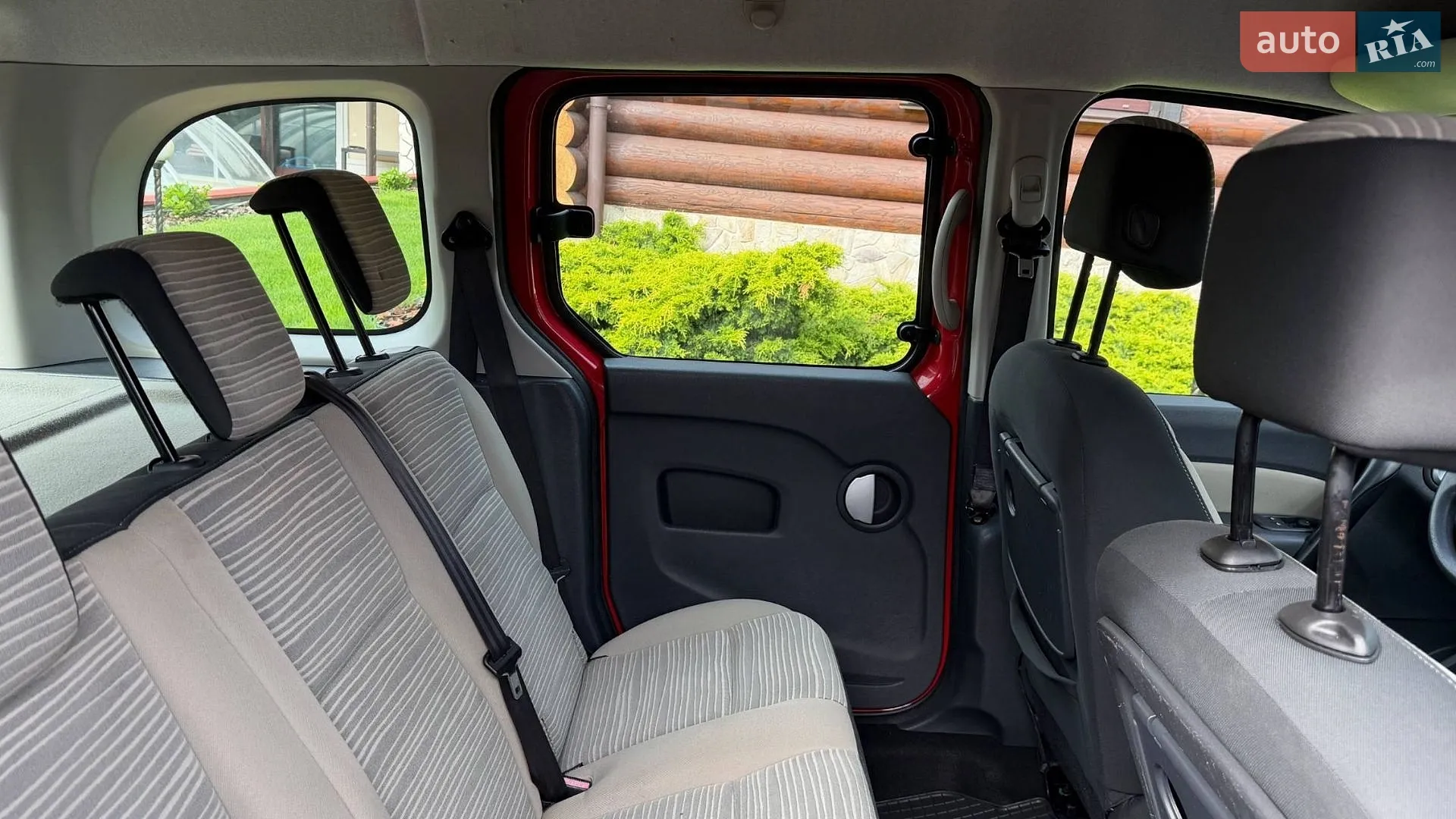 2012 Renault Kangoo - мініатюра 25
