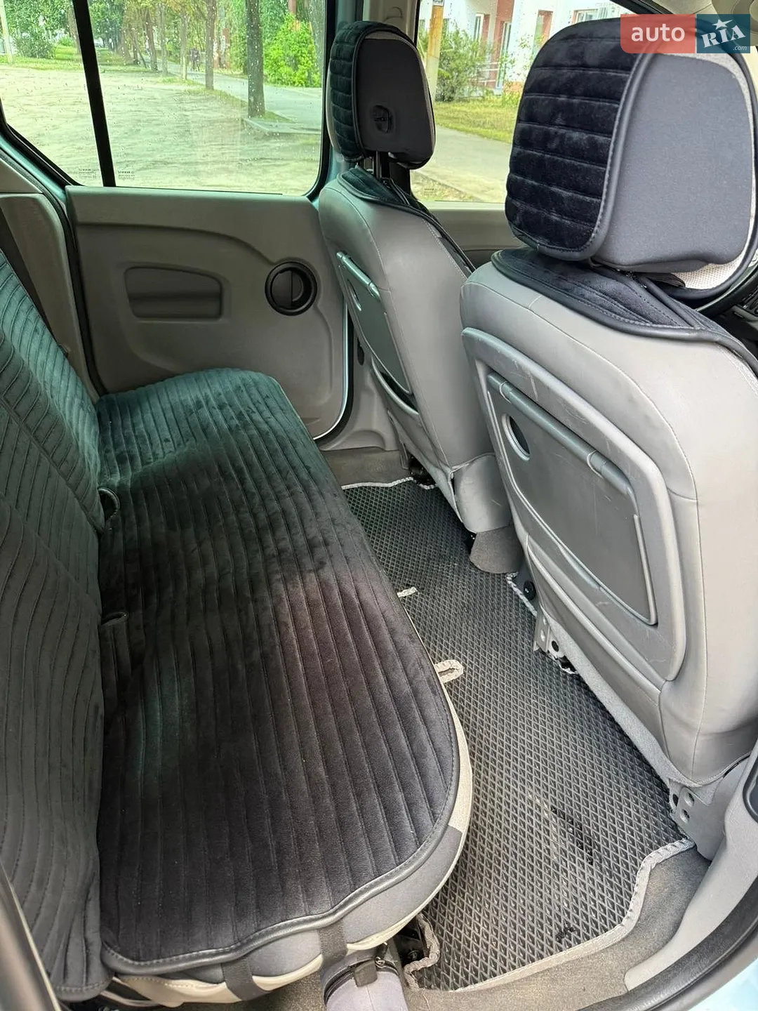 2010 Renault Kangoo - мініатюра 14