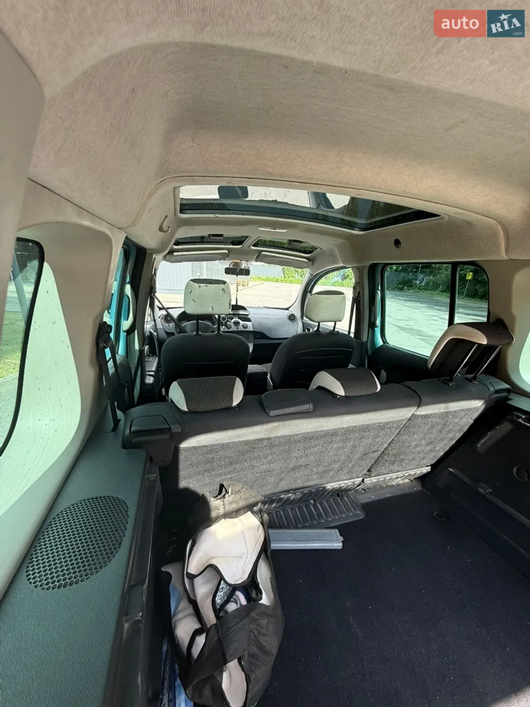 2011 Renault Kangoo - мініатюра 12