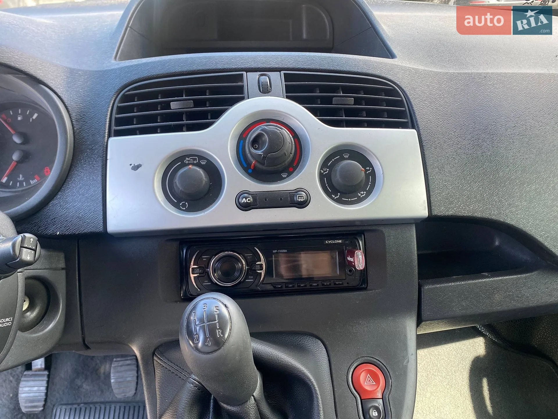 2011 Renault Kangoo - мініатюра 11