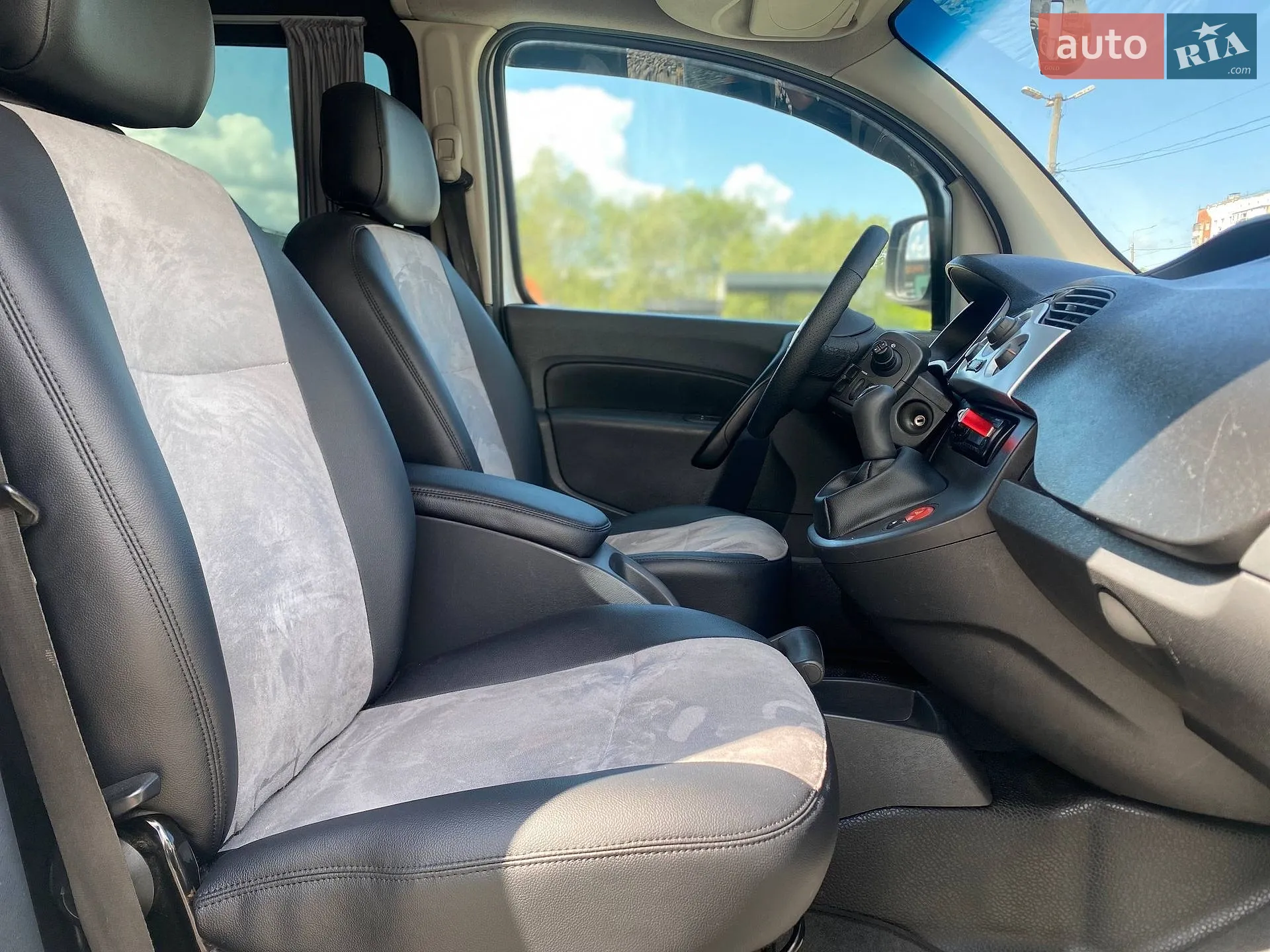 2011 Renault Kangoo - мініатюра 12