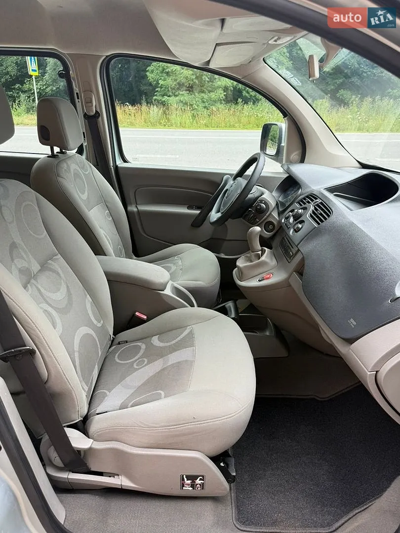 2010 Renault Kangoo - мініатюра 37