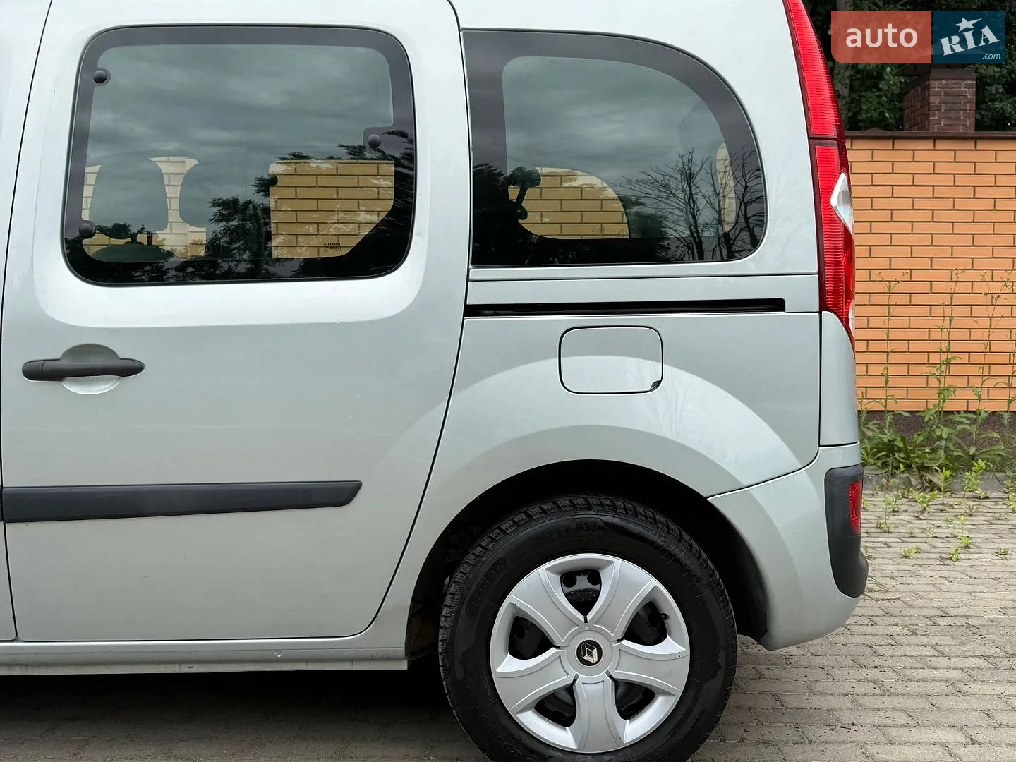 2010 Renault Kangoo - мініатюра 100