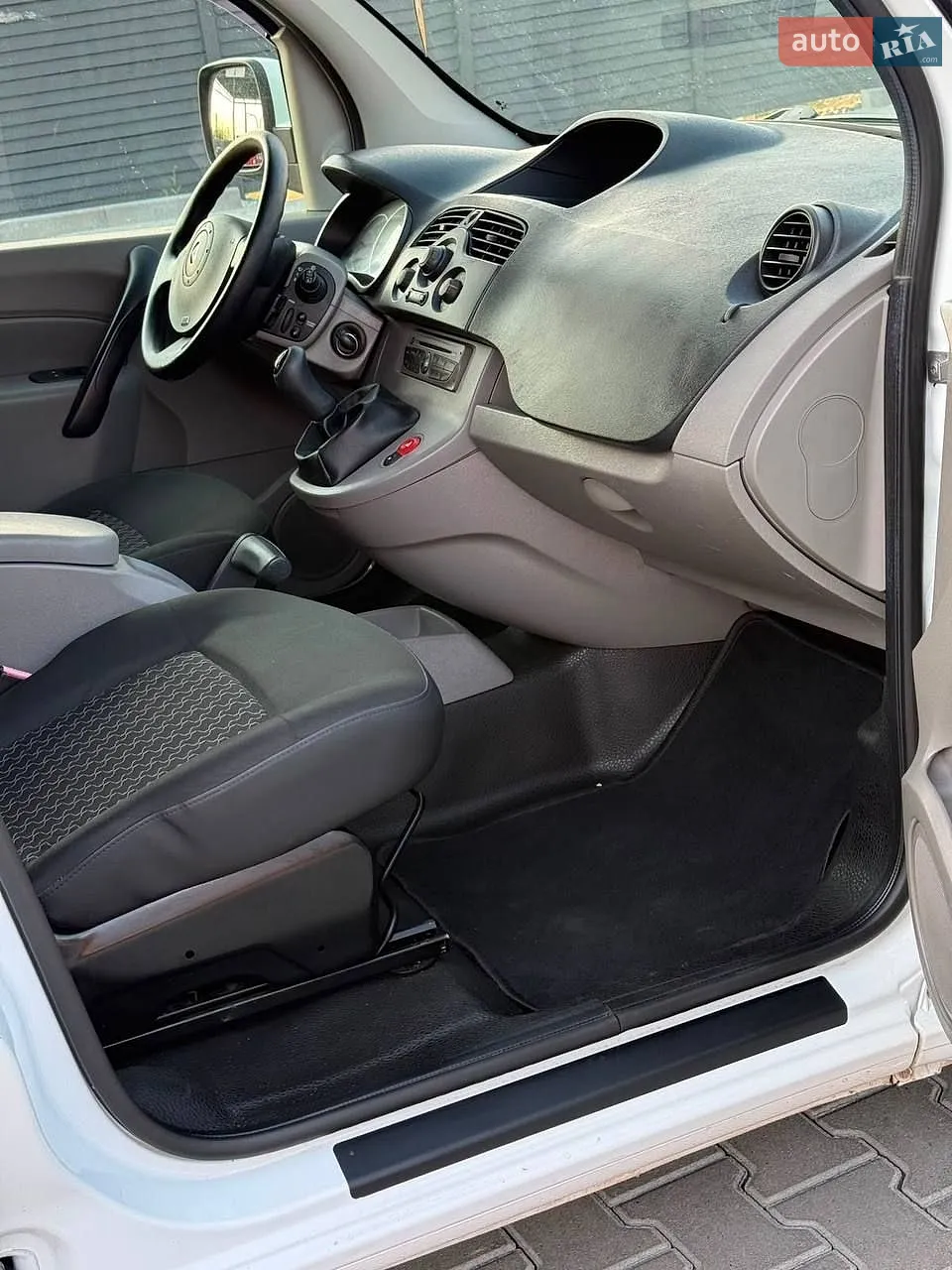 2010 Renault Kangoo - мініатюра 33