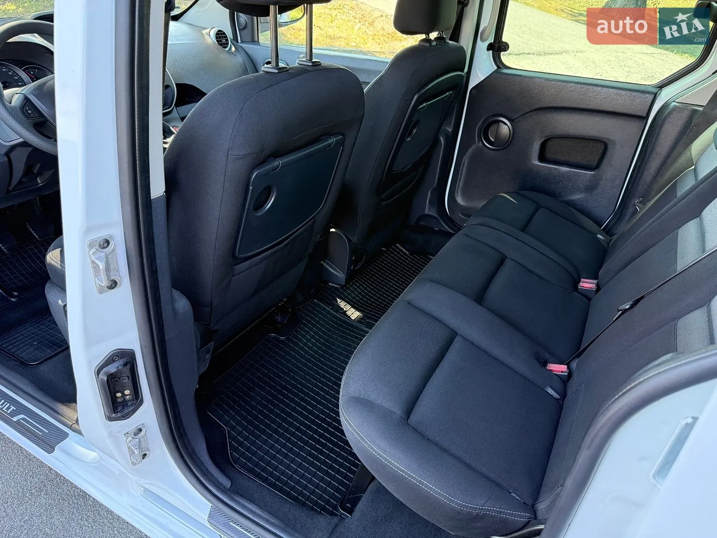 2017 Renault Kangoo - мініатюра 46
