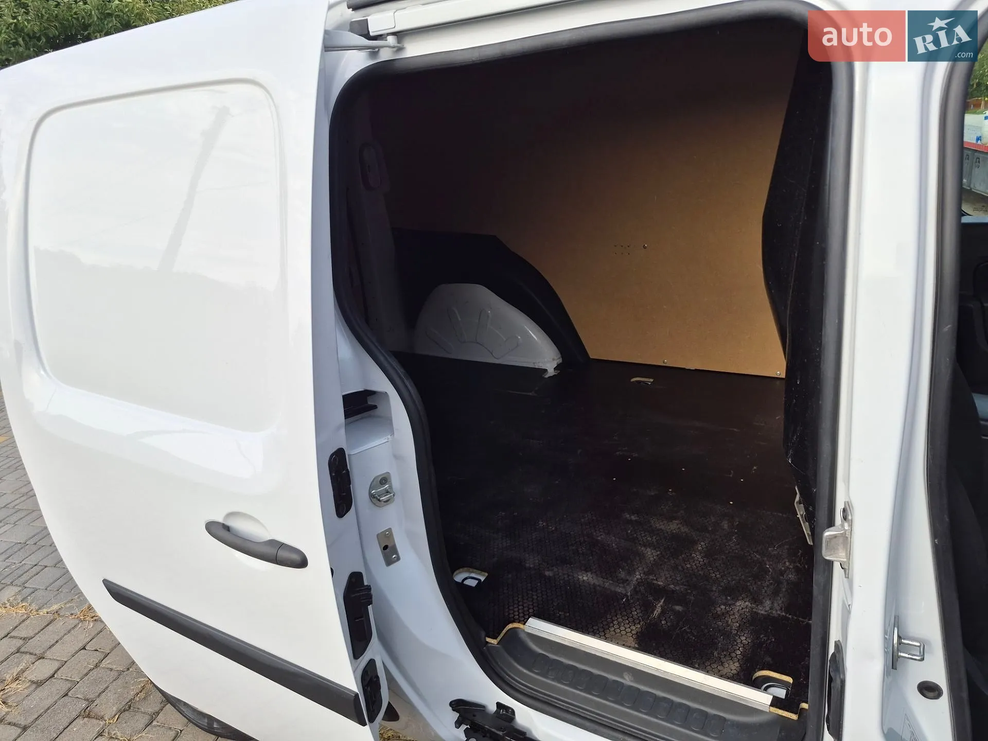 2021 Renault Kangoo - мініатюра 38