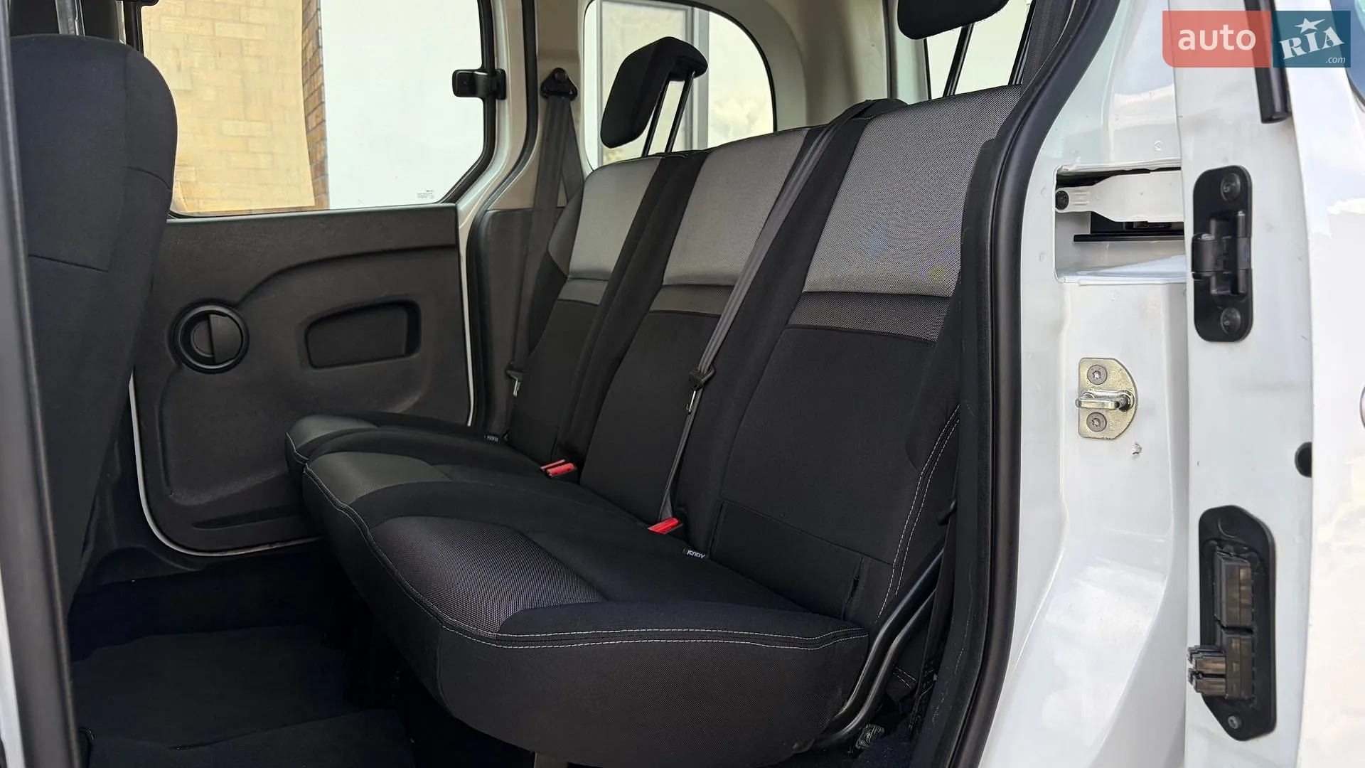2017 Renault Kangoo - мініатюра 25