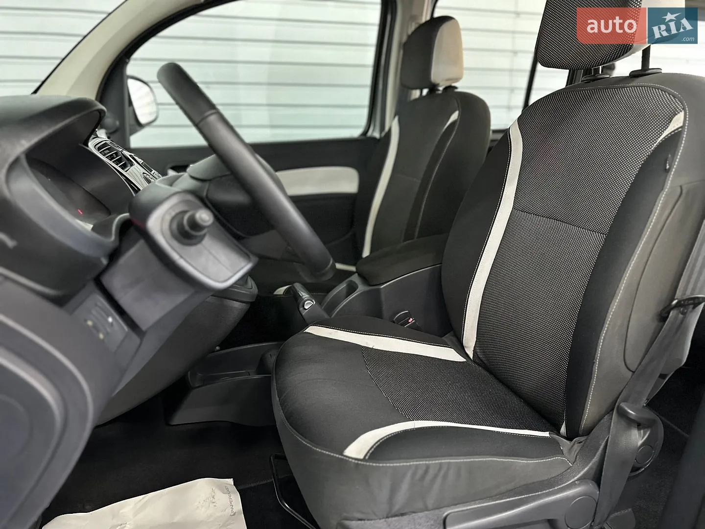2015 Renault Kangoo - мініатюра 50