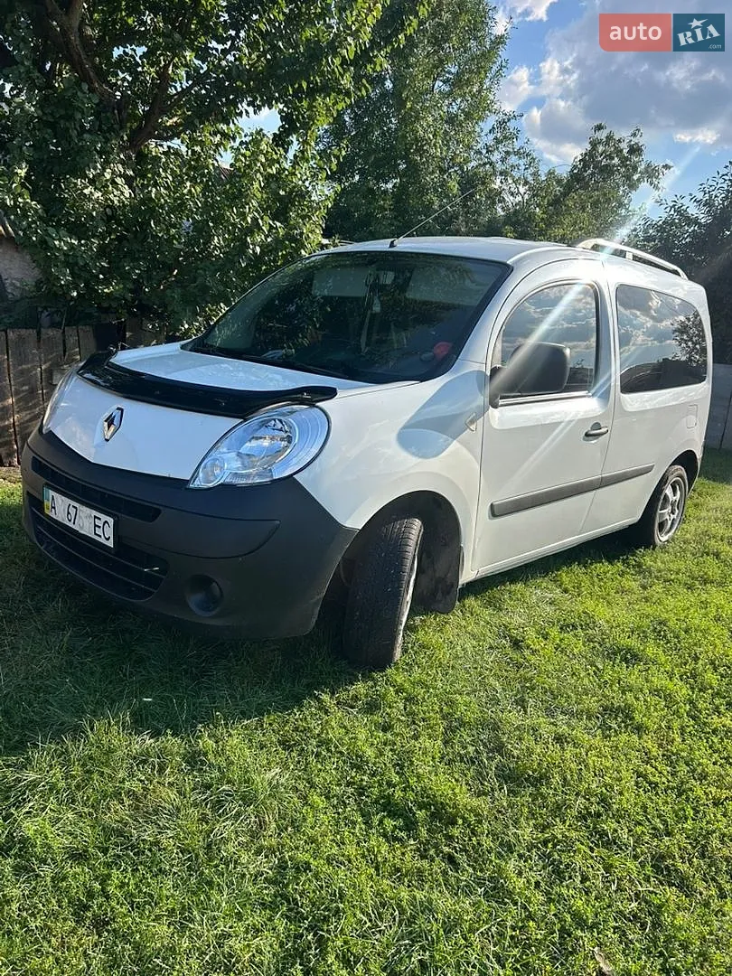 2011 Renault Kangoo - фото 1