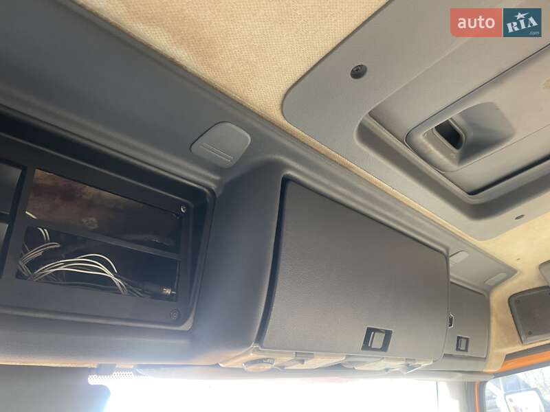 Самоскид Renault Kerax 2006 в Тячеві