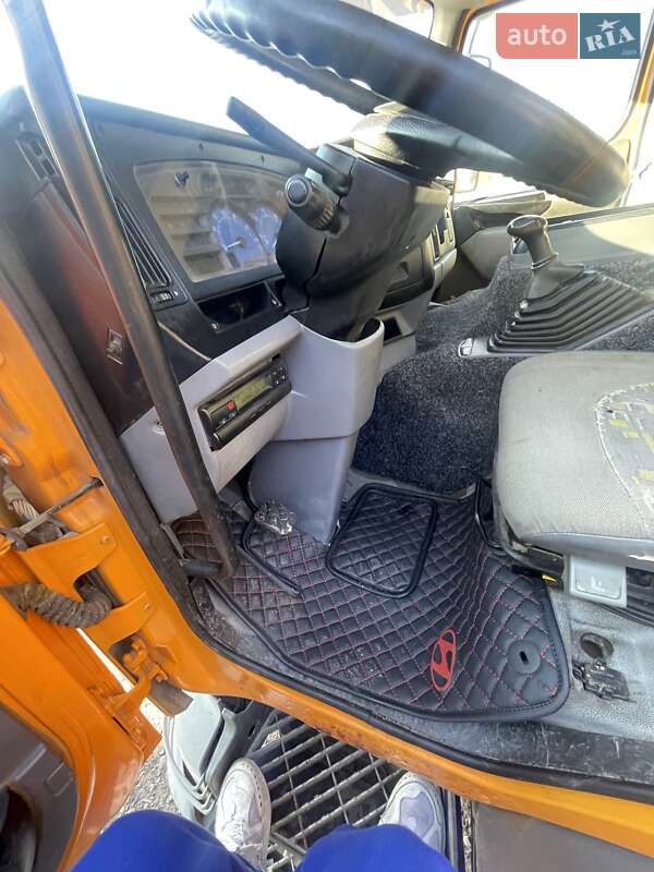 Самоскид Renault Kerax 2006 в Тячеві