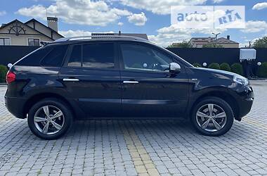 Внедорожник / Кроссовер Renault Koleos 2012 в 