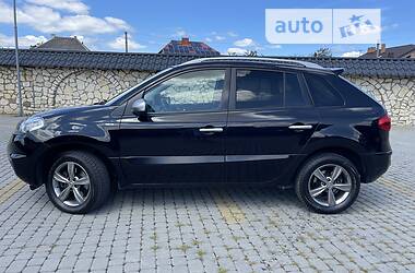 Внедорожник / Кроссовер Renault Koleos 2012 в 