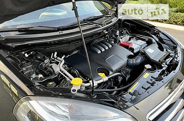 Внедорожник / Кроссовер Renault Koleos 2012 в 
