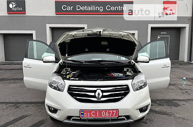 Внедорожник / Кроссовер Renault Koleos 2012 в 