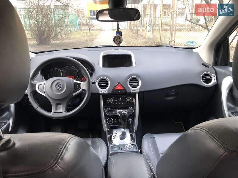 Внедорожник / Кроссовер Renault Koleos 2011 в Киеве