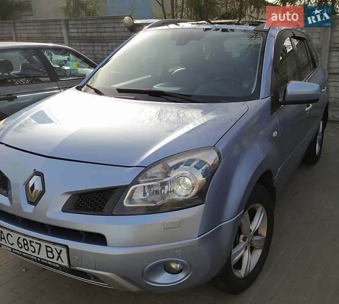 Внедорожник / Кроссовер Renault Koleos 2010 в Владимире