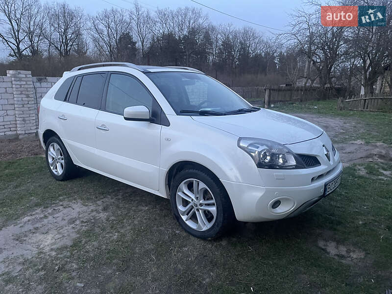 Внедорожник / Кроссовер Renault Koleos 2010 в Рава-Русской