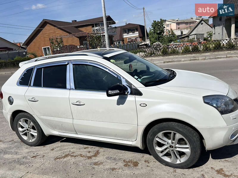 Внедорожник / Кроссовер Renault Koleos 2011 в Ровно