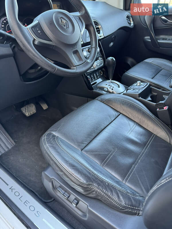 Внедорожник / Кроссовер Renault Koleos 2012 в Черновцах