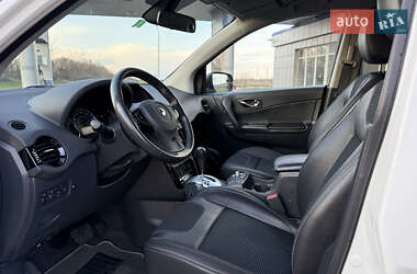 Позашляховик / Кросовер Renault Koleos 2012 в 