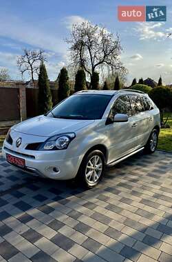 Внедорожник / Кроссовер Renault Koleos 2010 в 