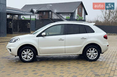 Позашляховик / Кросовер Renault Koleos 2011 в 