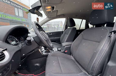 Позашляховик / Кросовер Renault Koleos 2011 в 