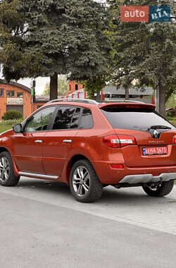 Позашляховик / Кросовер Renault Koleos 2012 в 