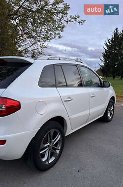 Внедорожник / Кроссовер Renault Koleos 2011 в 