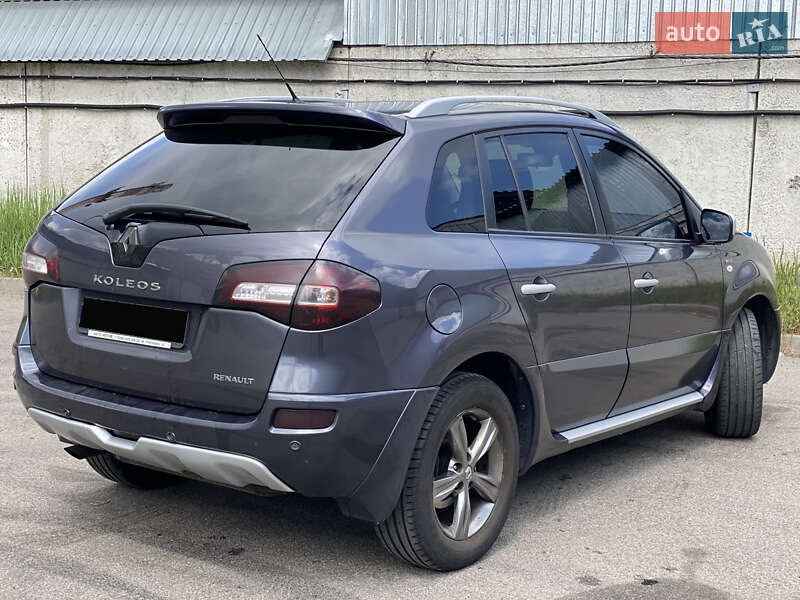 Внедорожник / Кроссовер Renault Koleos 2010 в Киеве