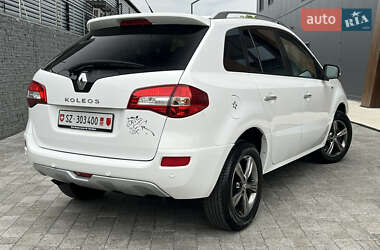 Позашляховик / Кросовер Renault Koleos 2013 в 