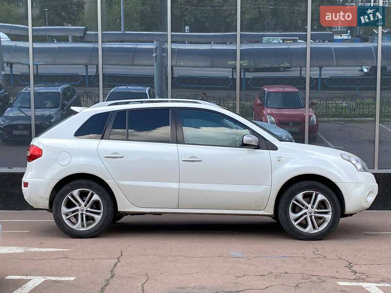 Позашляховик / Кросовер Renault Koleos 2011 в Києві
