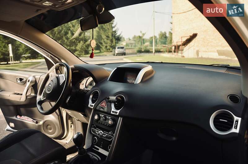 Позашляховик / Кросовер Renault Koleos 2010 в Знам'янці