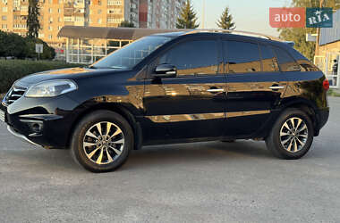 Позашляховик / Кросовер Renault Koleos 2011 в 