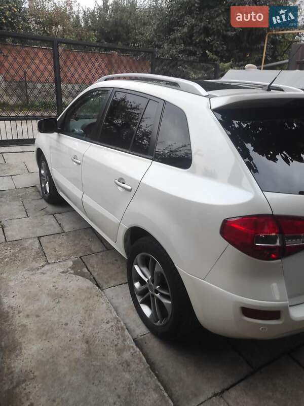 Внедорожник / Кроссовер Renault Koleos 2013 в Черновцах