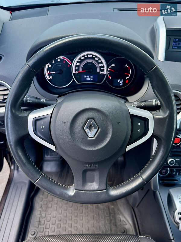 Внедорожник / Кроссовер Renault Koleos 2015 в Киеве