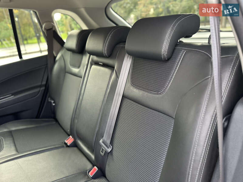 Позашляховик / Кросовер Renault Koleos 2012 в Луцьку