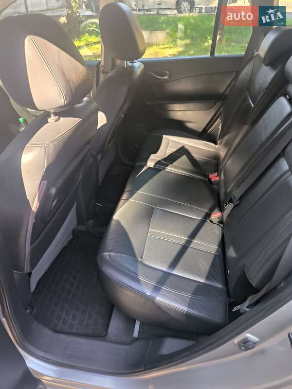 Позашляховик / Кросовер Renault Koleos 2008 в Києві фото 14 Позашляховик / Кросовер Renault Koleos 2008 в Києві