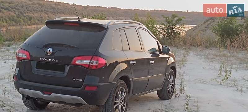 Позашляховик / Кросовер Renault Koleos 2011 в Олександрії