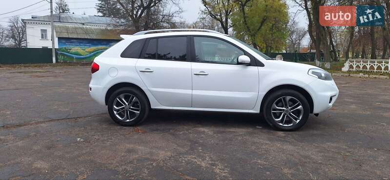 Внедорожник / Кроссовер Renault Koleos 2013 в Новоархангельске фото 4 Внедорожник / Кроссовер Renault Koleos 2013 в Новоархангельске