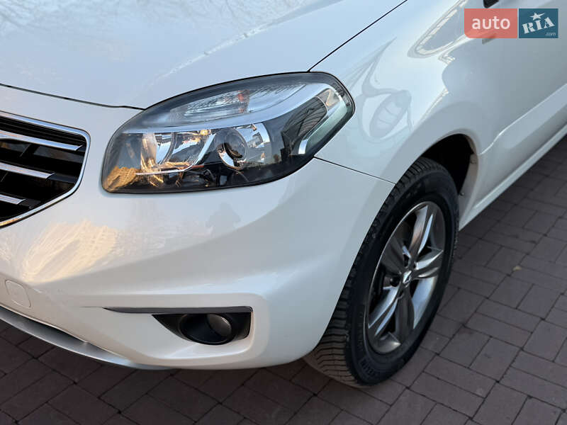 Внедорожник / Кроссовер Renault Koleos 2012 в Ровно